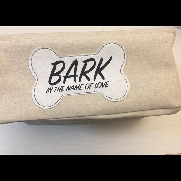 4X Posh Party Host Pick 🎉NWOT Bark in the Name of Love Tan Basket - Picture 2 of 8